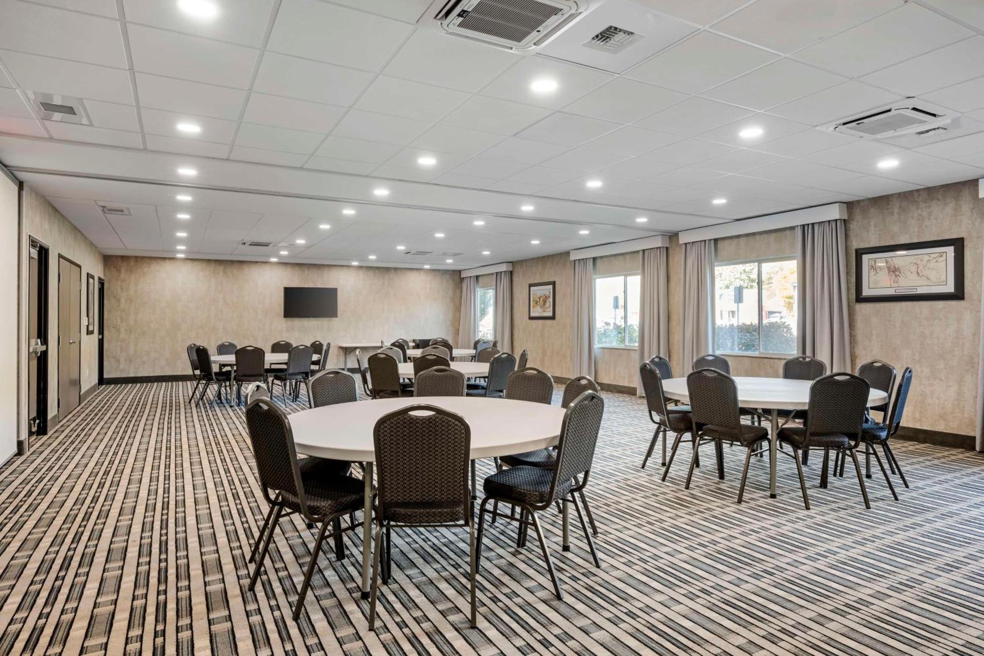 Best Western Plus The Inn At Hells Canyon Clarkston エクステリア 写真